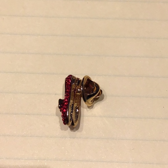 Ruby slippers pin - Picture 2 of 2
